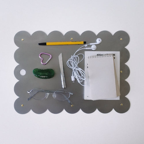 COSMO Placemat with brass rivets