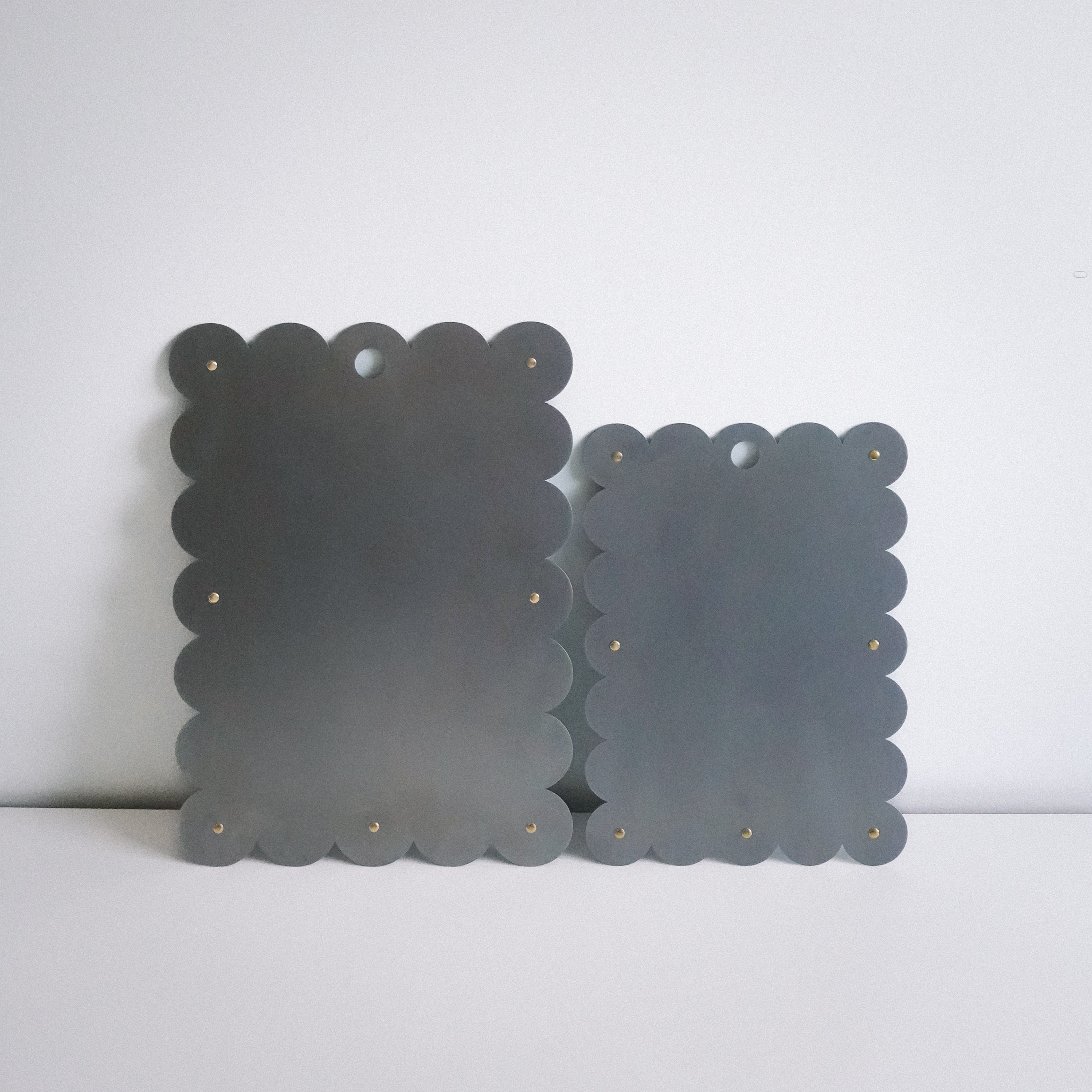 COSMO Placemat with brass rivets