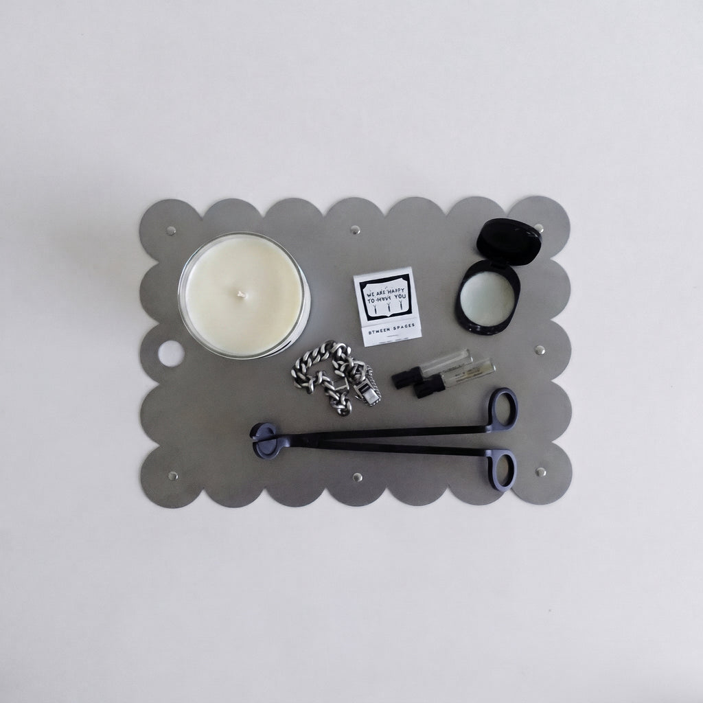 COSMO Placemat with nickle rivets
