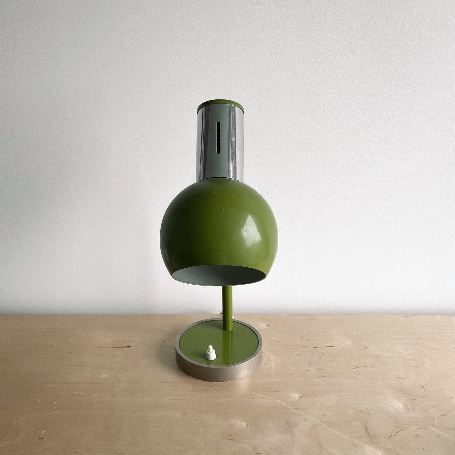 1970s Green Eyeball Table Lamp from Italy