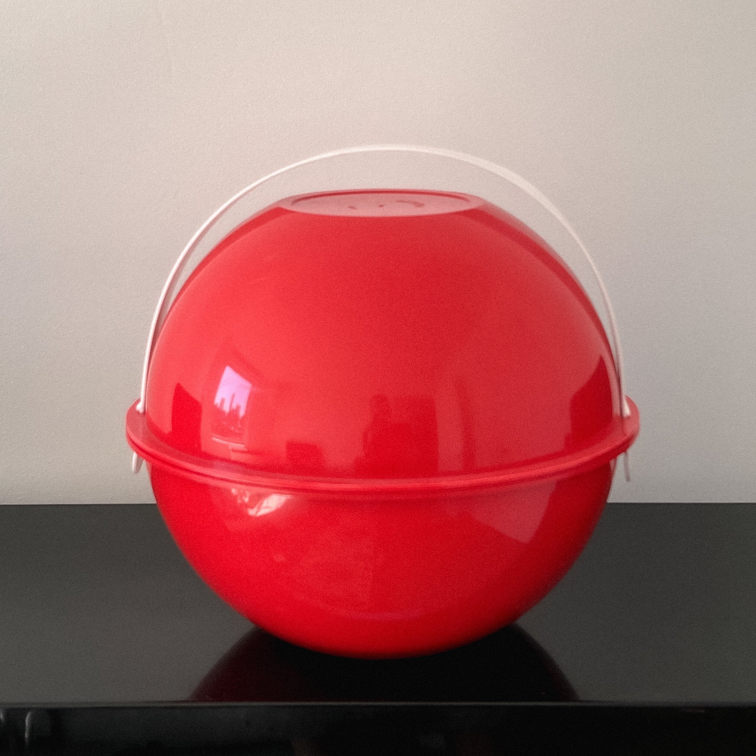 1970s Red all-in-one Picnic Basket