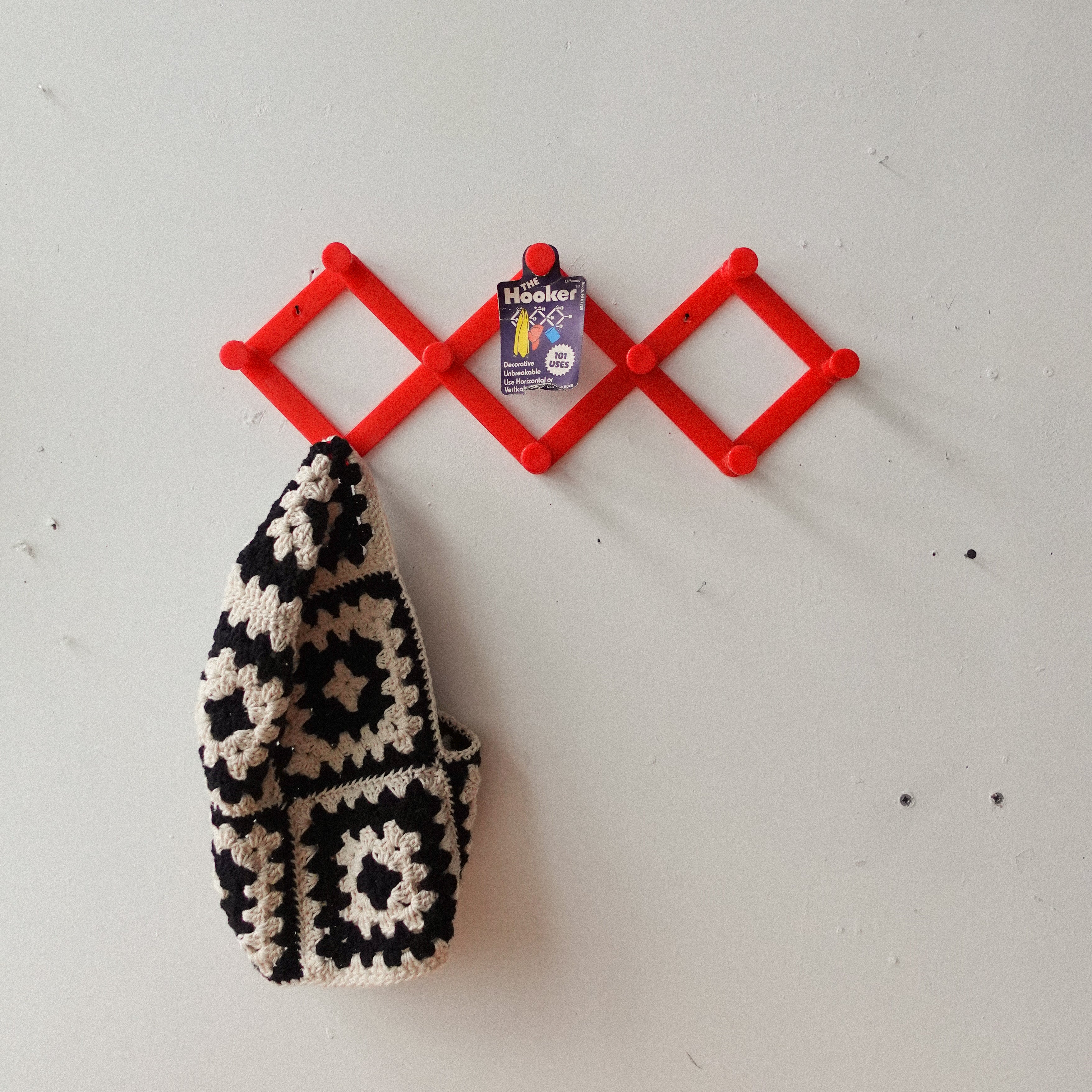 80s Accordion Folding Hooks