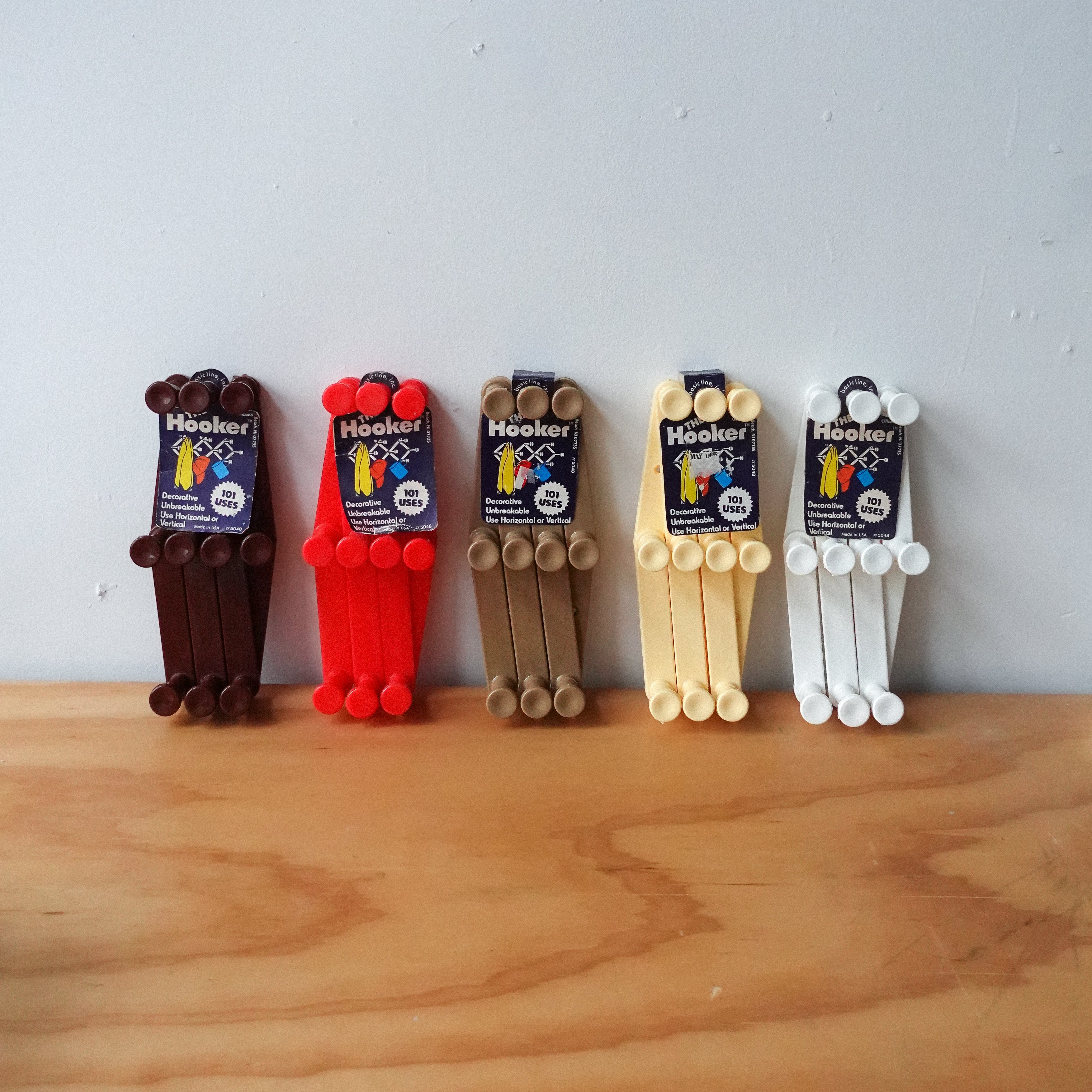 80s Accordion Folding Hooks