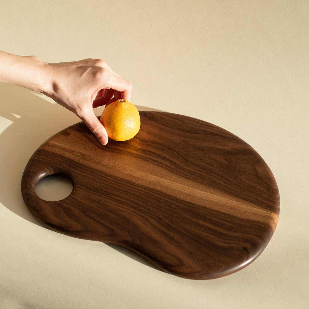 PEBBLE BOARD in WALNUT