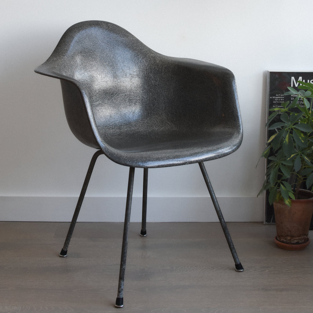 Herman Miller Eames DAX Fiberglass Arm Chair 1950s