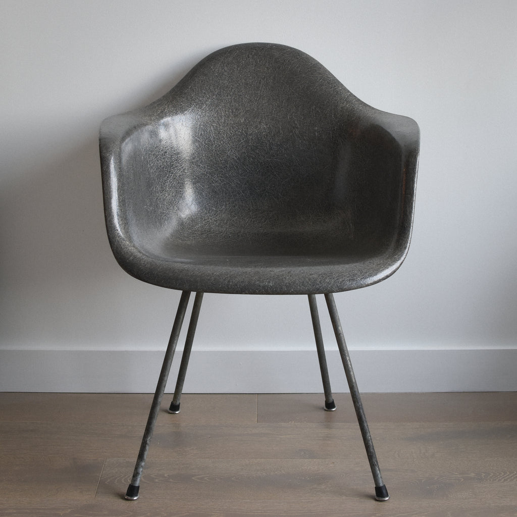 Herman Miller Eames DAX Fiberglass Arm Chair 1950s