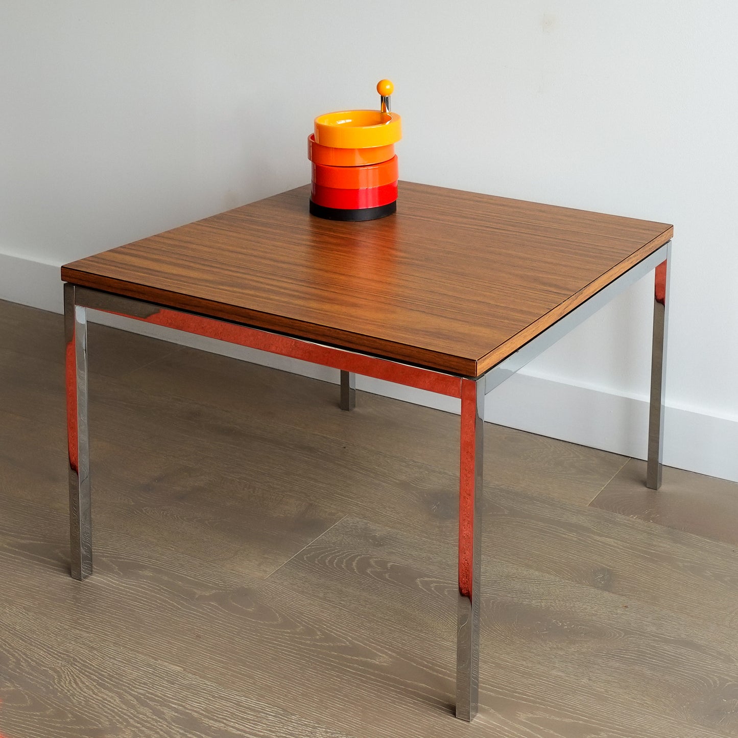 1970s Florence Knoll Classic Coffee Table